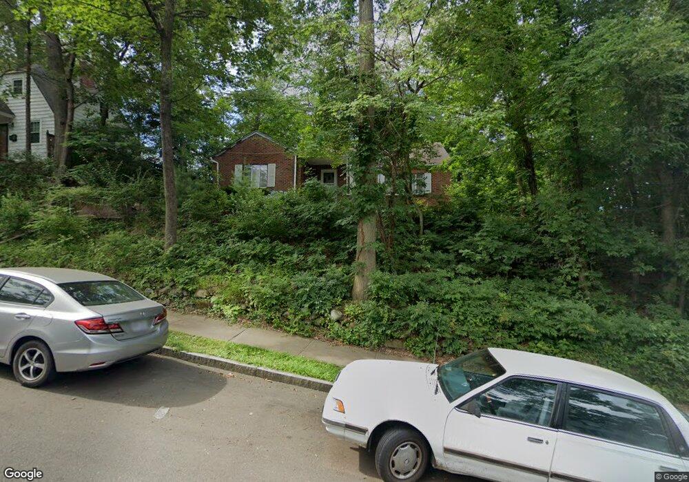 136 Anita St, New Haven, CT 06511 - photo 1