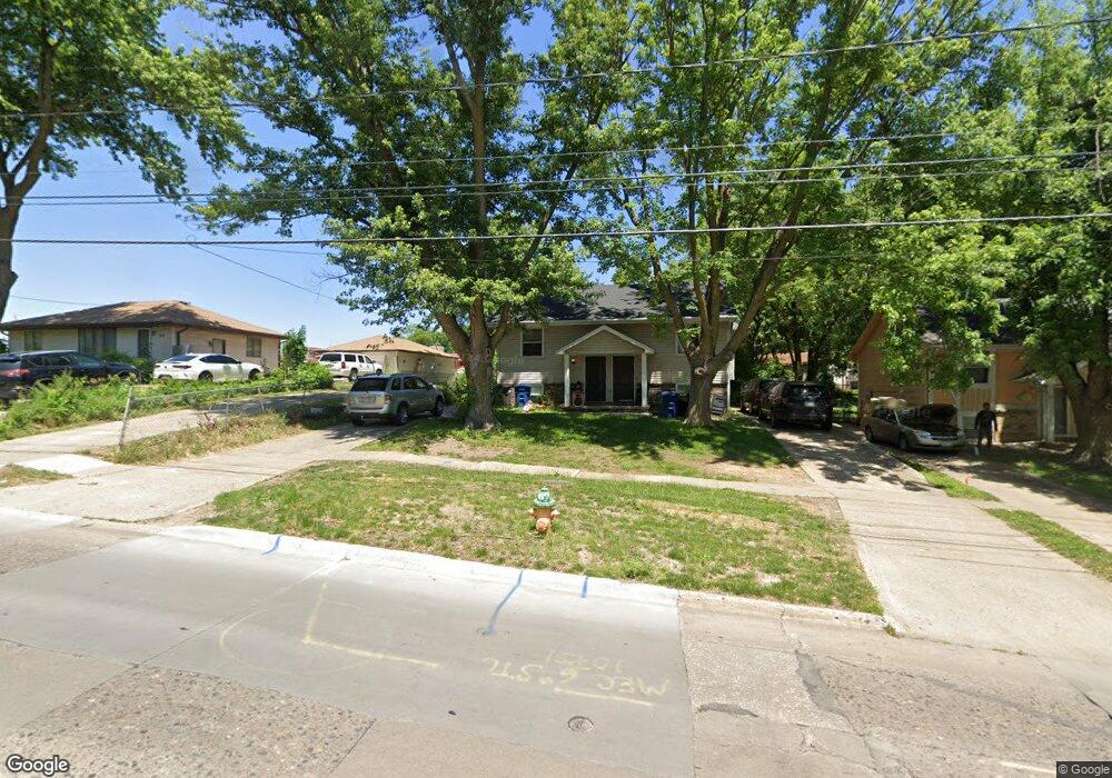 1828 E Park Ave, Des Moines, IA 50320 - photo 1