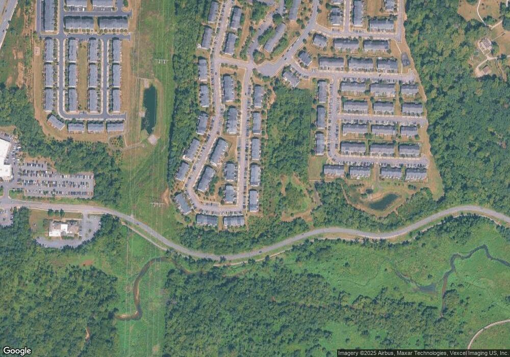 2428 Battery Hill Cir, Woodbridge, VA 22191 - photo 1