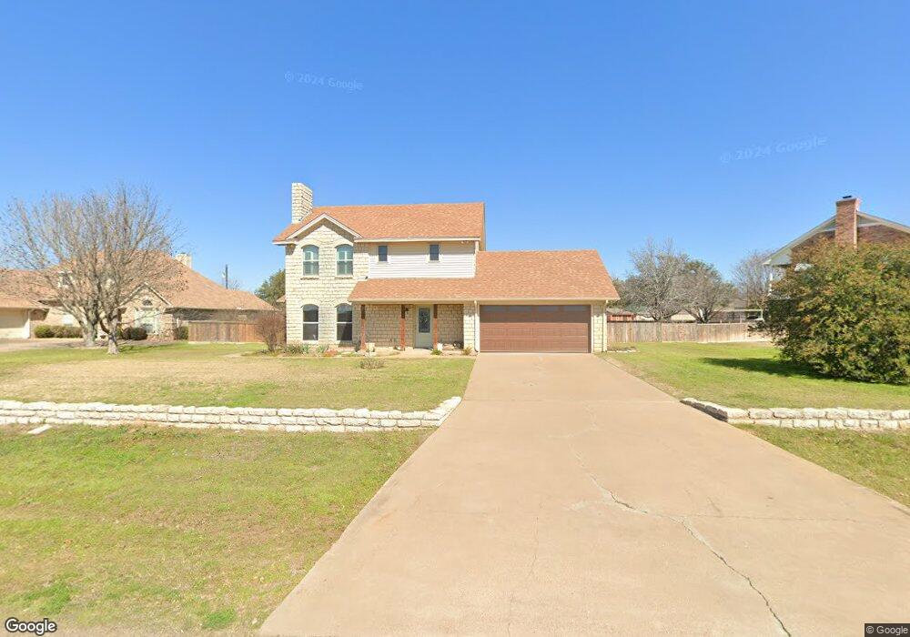 700 Aqua Vista Dr, Granbury, TX 76049 - photo 1