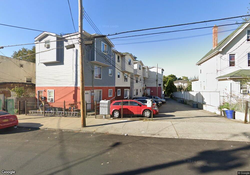 863 Post Ave, Staten Island, NY 10310 - photo 1