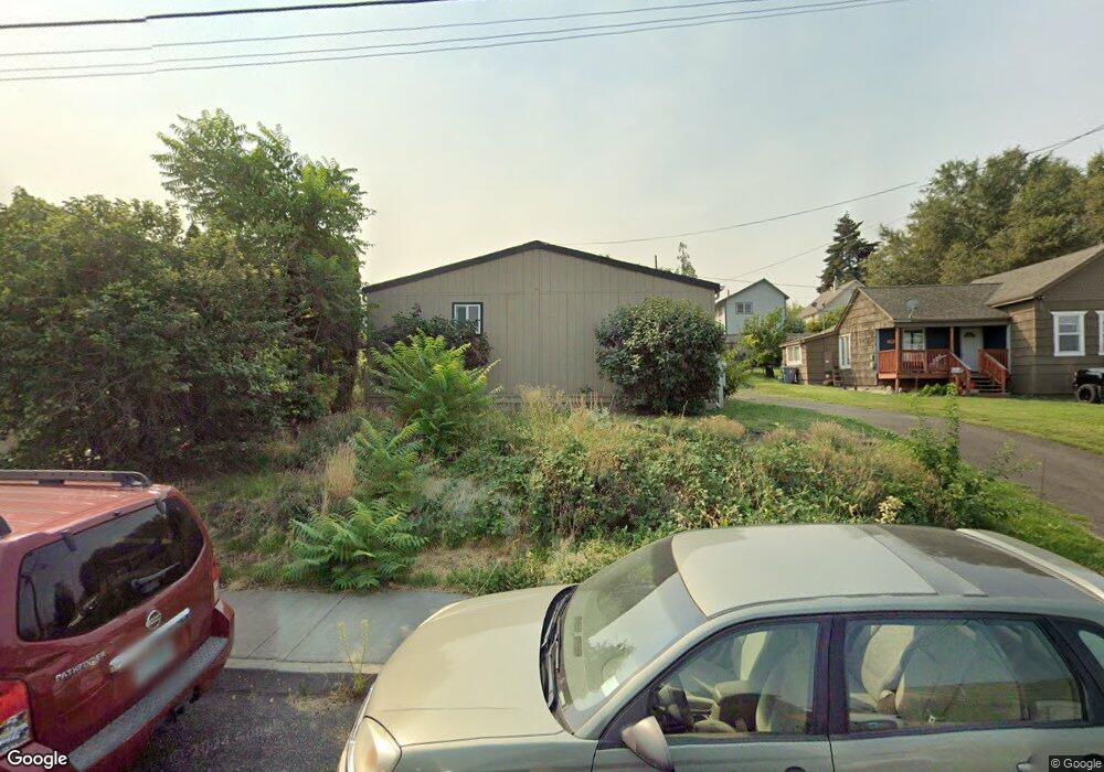 1222 E 10th St, the Dalles, OR 97058 - photo 1