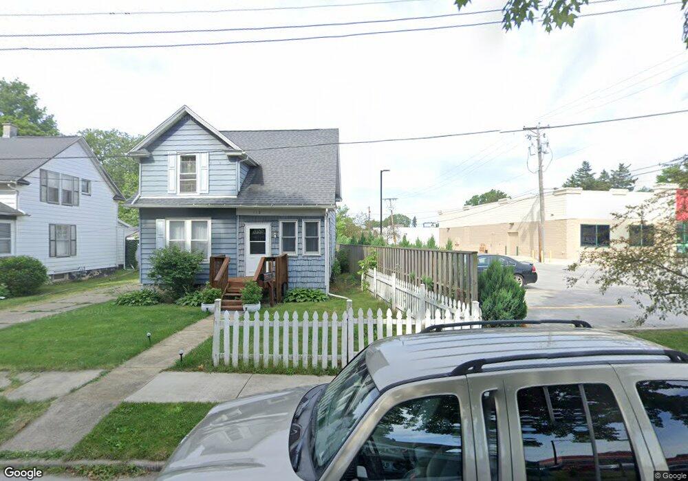 110 Holcomb St, La Porte, IN 46350 - photo 1