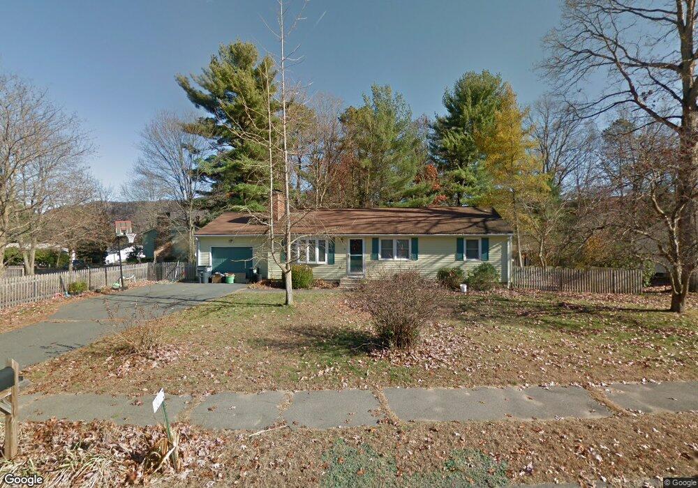 33 Sandra Rd, Easthampton, MA 01027 - photo 1