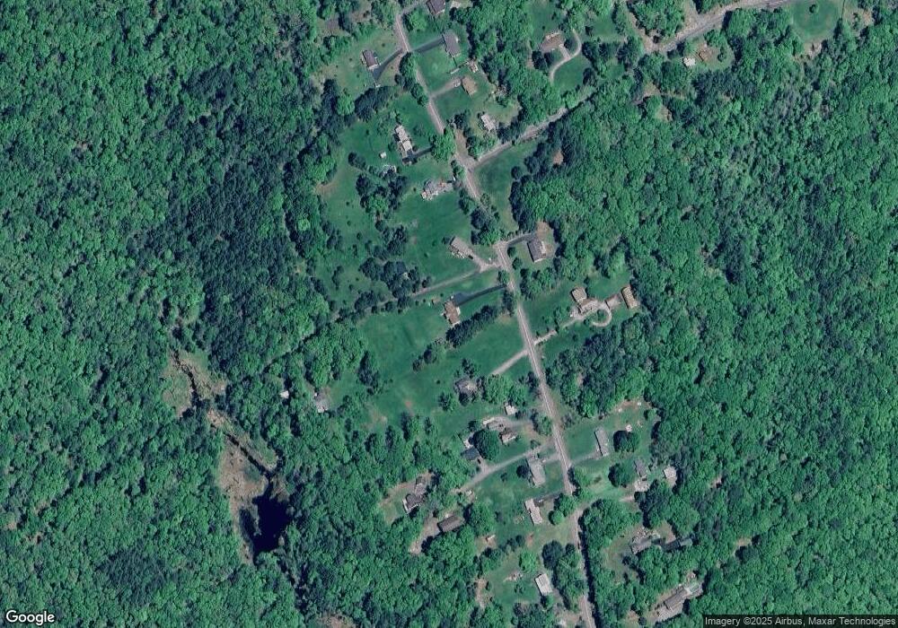 483 Rowland Rd, Greeley, PA 18425 - photo 1