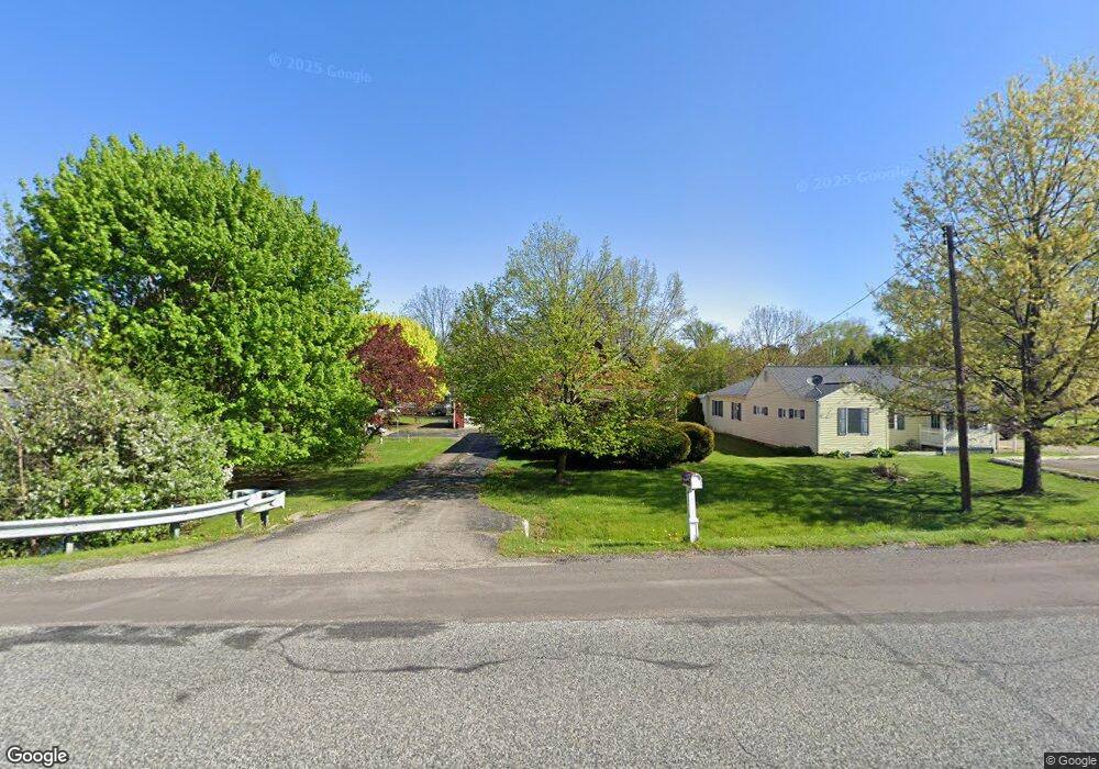 2168 W Maple Ave, Flint, MI 48507 - photo 1