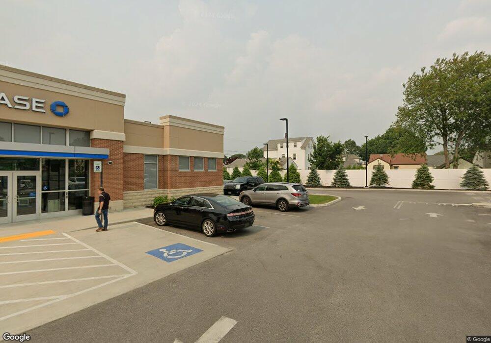 14 Larch St, Cranston, RI 02920 - photo 1