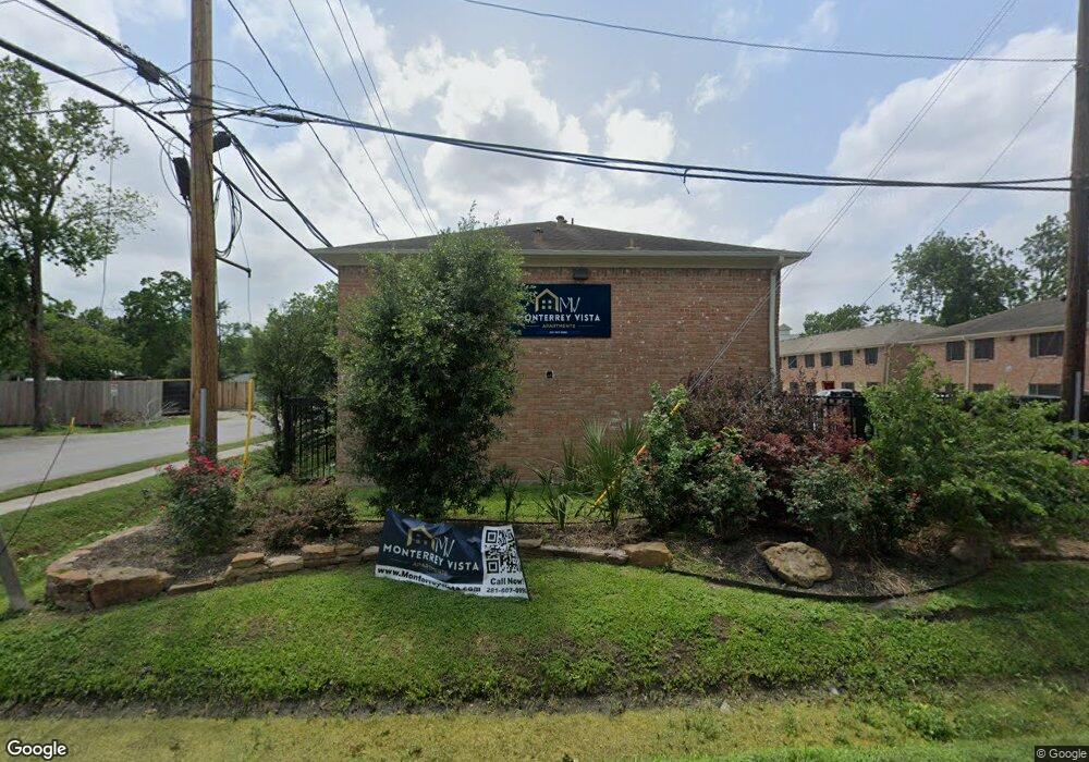 4503 Werner St unit 6, Houston, TX 77022 - photo 1