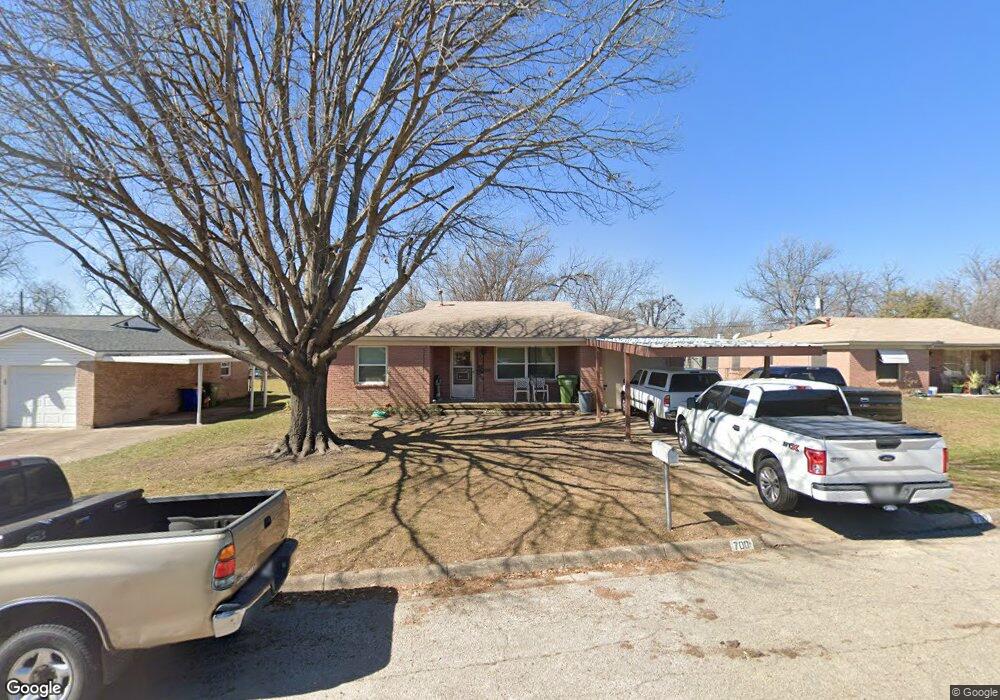 700 Sandell Dr, Fort Worth, TX 76108 - photo 1