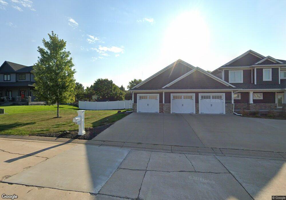 1393 Crestview Dr, Winona, MN 55987 - photo 1