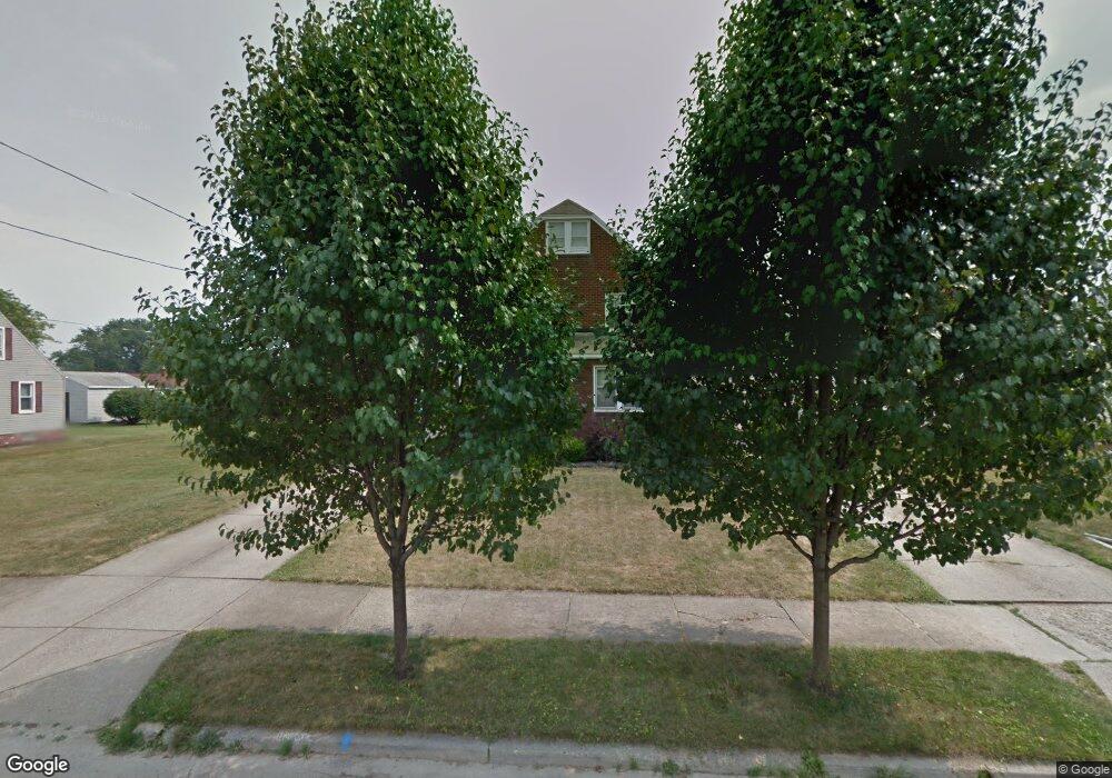 204 Como St, Struthers, OH 44471 - photo 1