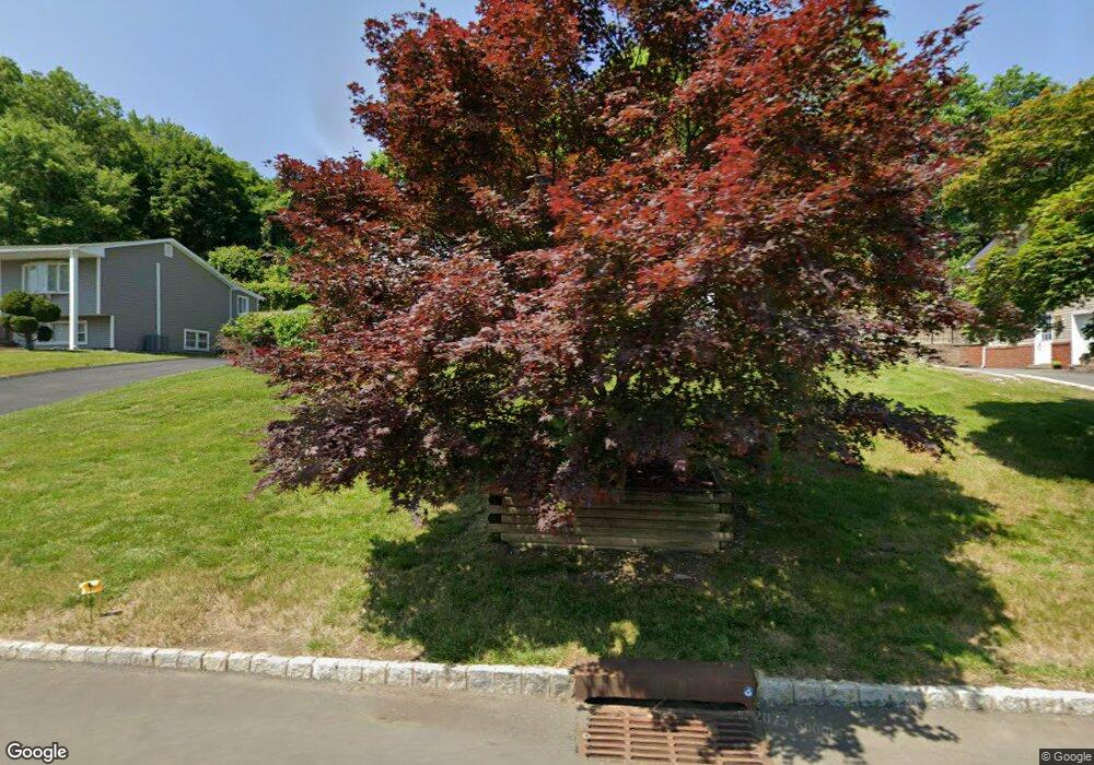 30 S Lilburn Dr, Garnerville, NY 10923 - photo 1