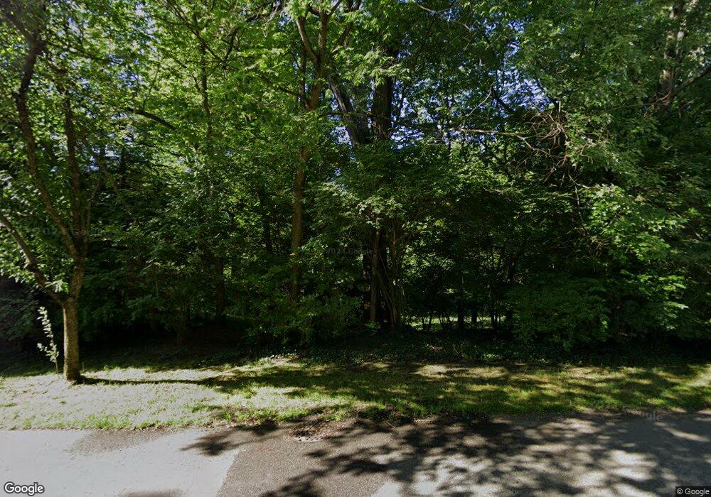 291 Preston Rd, Columbus, OH 43209 - photo 1