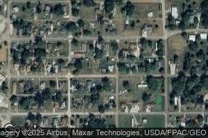 209 E Walnut St, Eldon, IA 52554