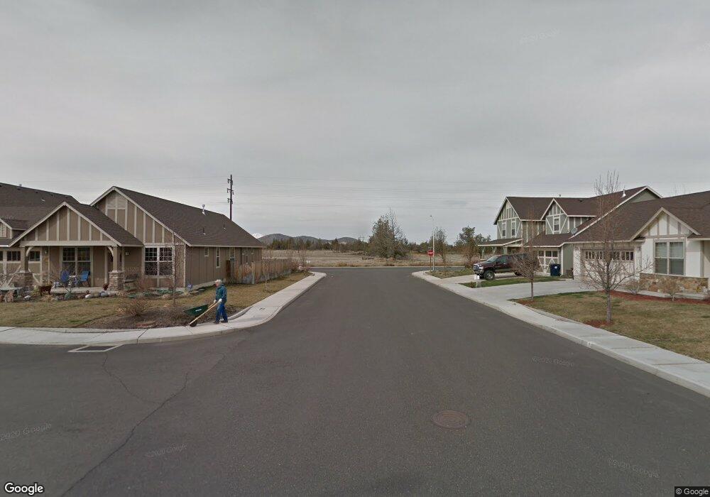 9 SW 34th Place, Redmond, OR 97756 - photo 1