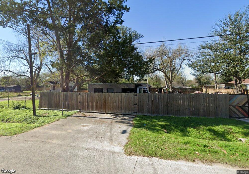 4511 Wayne St, Houston, TX 77026 - photo 1