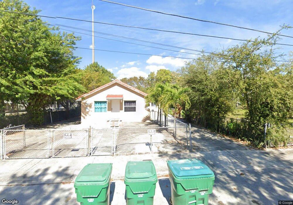161 NW 30th St unit B2, Miami, FL 33127 - photo 1