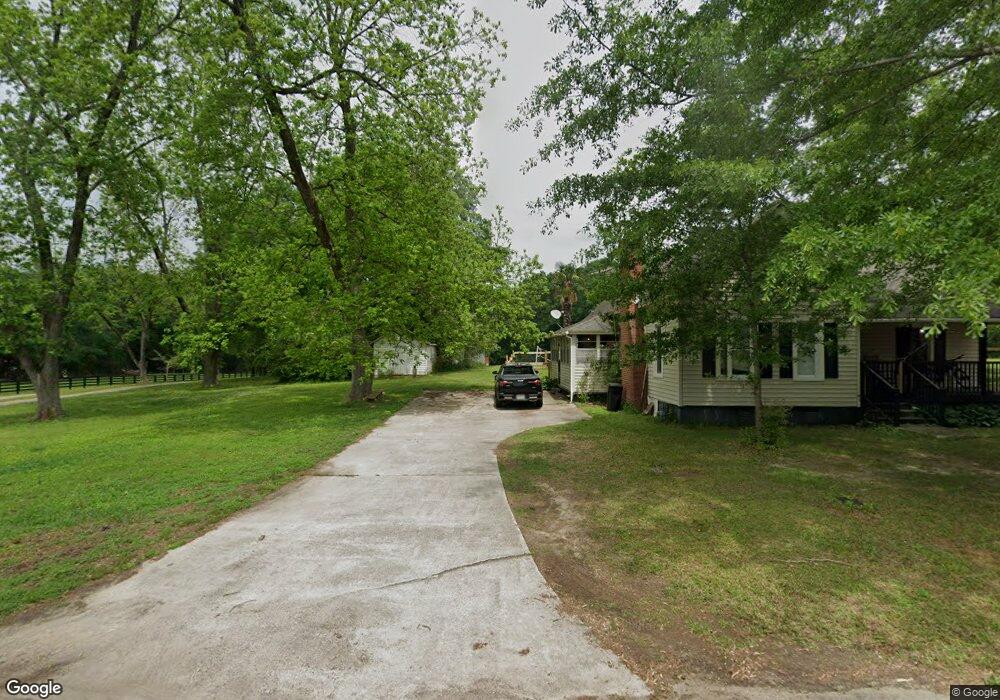 124 Railroad St, Whitesburg, GA 30185 - photo 1