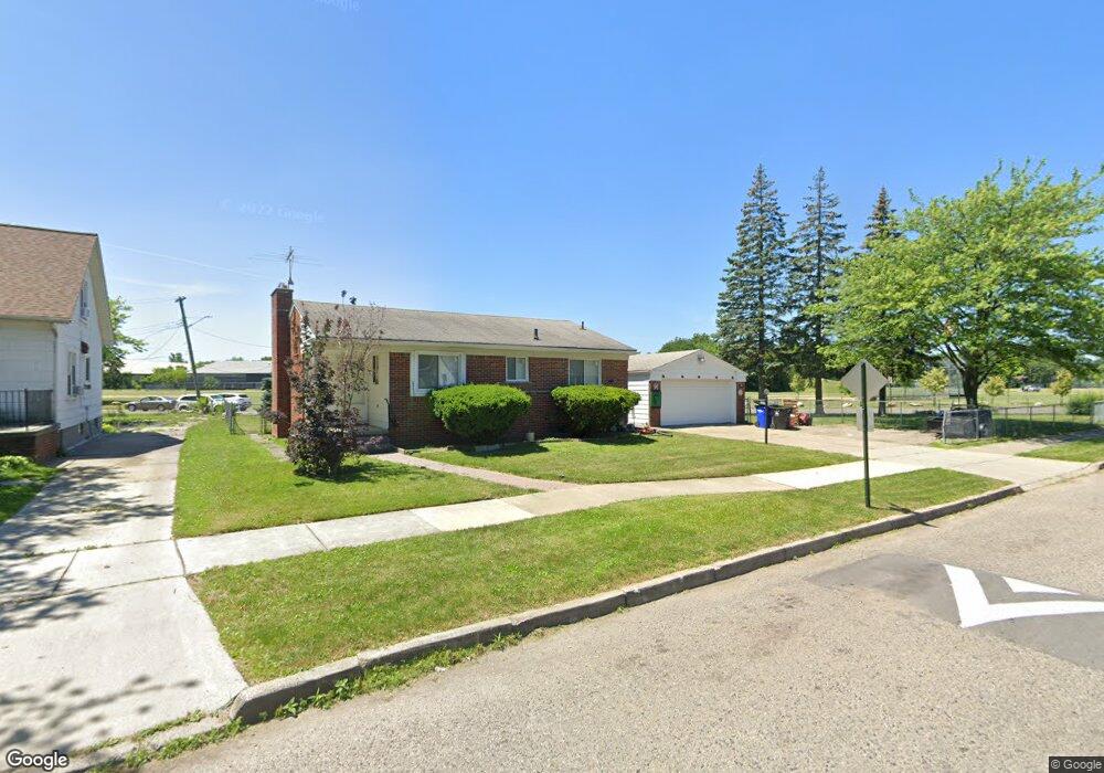 5251 Lafontaine St, Grosse Pointe, MI 48236 - photo 1