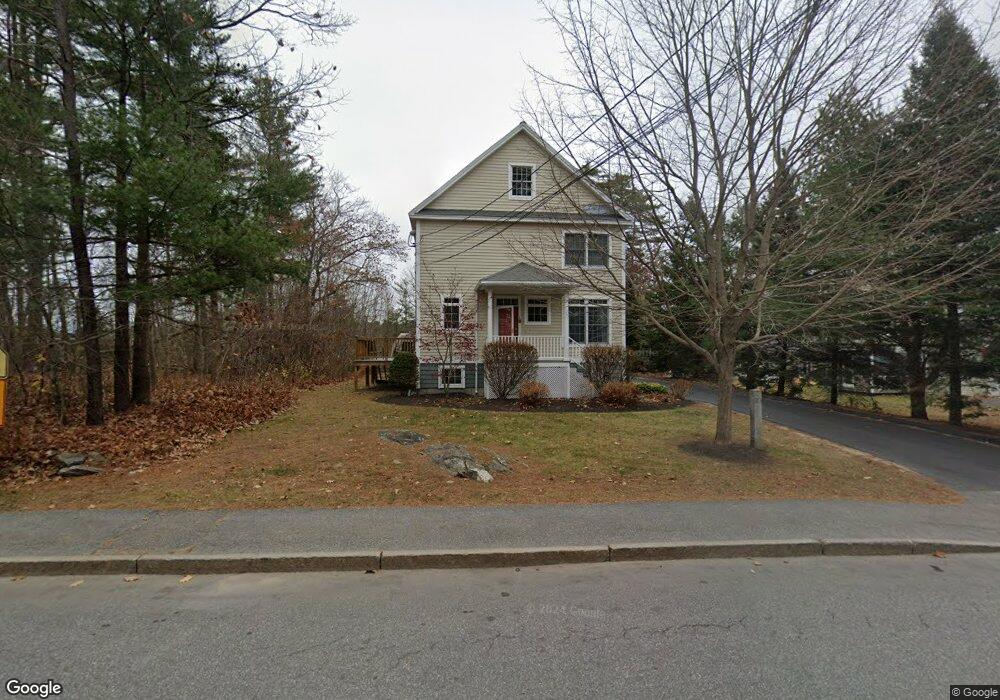 20 Holbrook St unit 4, Freeport, ME 04032 - photo 1