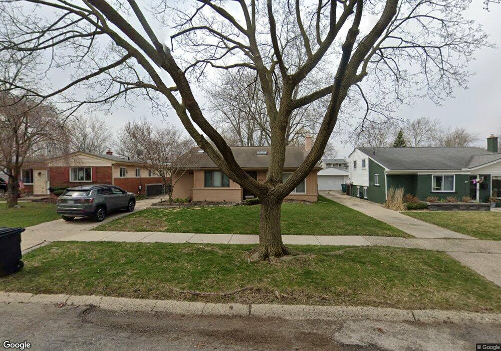 1311 Langley Blvd, Clawson, MI 48017 - photo 1