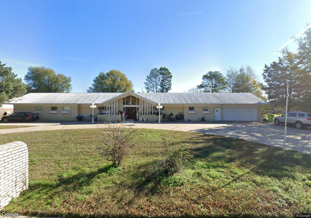 1913 S Cherry St, Stuttgart, AR 72160 - photo 1