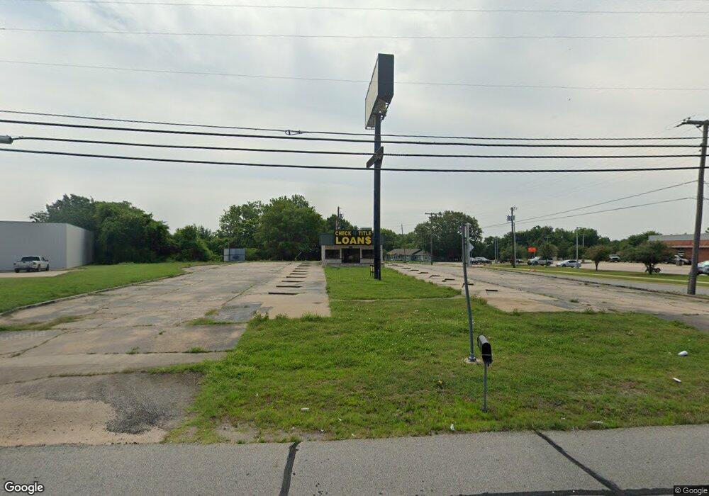 2303 Texoma Pkwy, Sherman, TX 75090 - photo 1