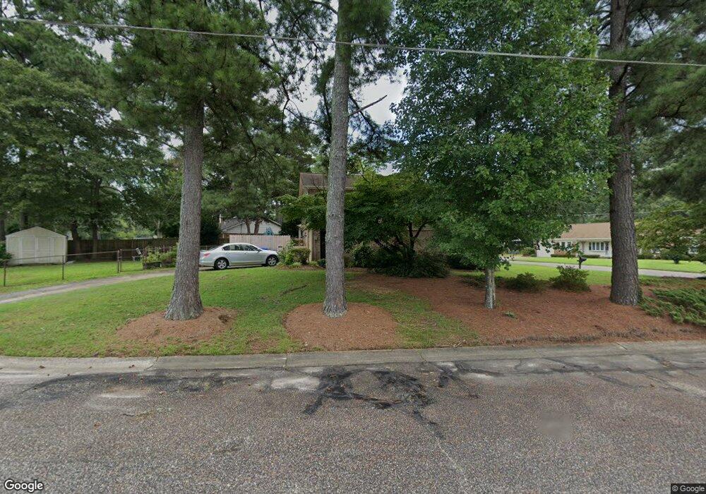 537 Lennox Dr, Fayetteville, NC 28303 - photo 1