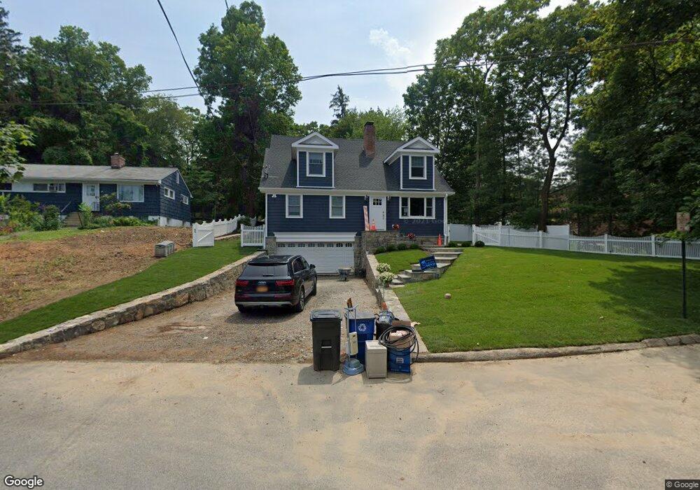 4 Bradley St, Dobbs Ferry, NY 10522 - photo 1