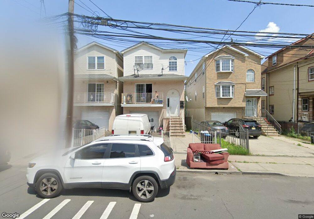 92 Osborne Terrace unit 2, Newark, NJ 07108 - photo 1