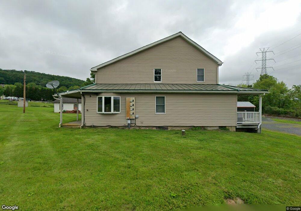 7911 Corning Rd, Zionsville, PA 18092 - photo 1