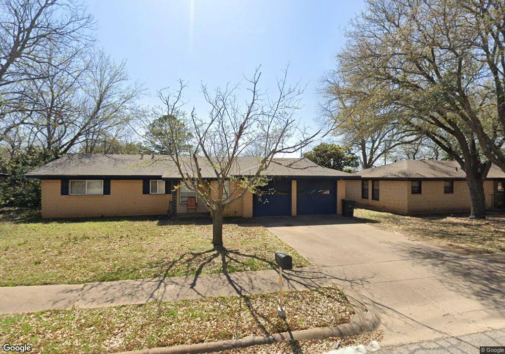 1311 Roberts Ave, Cleburne, TX 76033 - photo 1