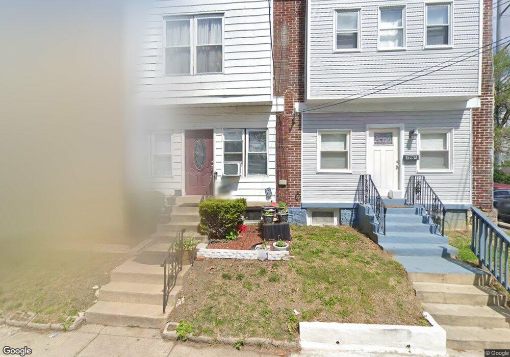 856 Marshall Rd, Sharon Hill, PA 19079 - photo 1