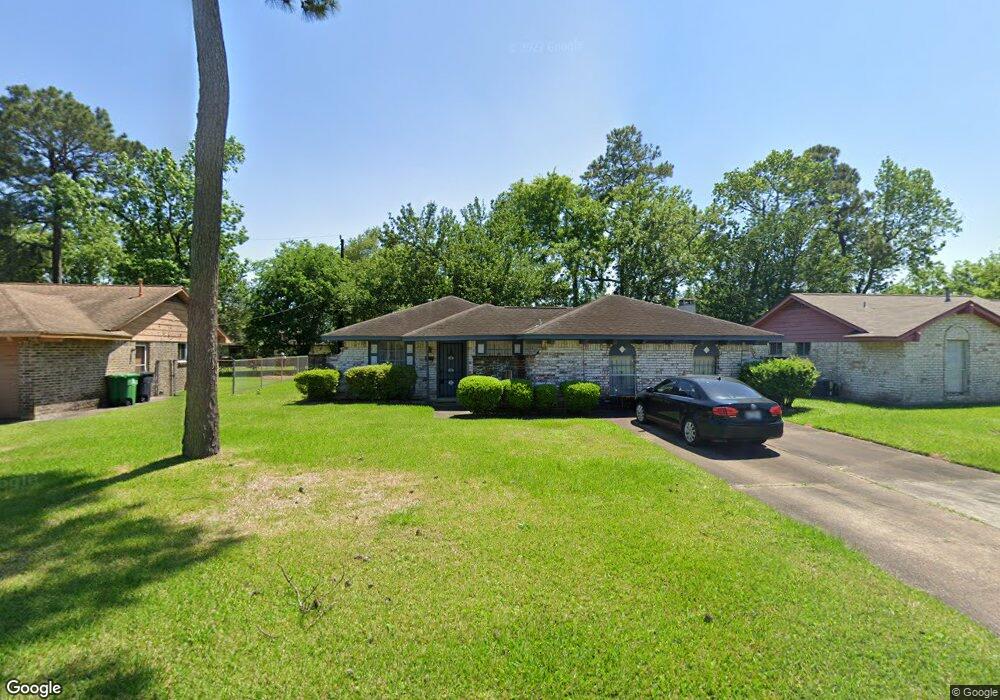 7726 Spinet St, Houston, TX 77016 - photo 1