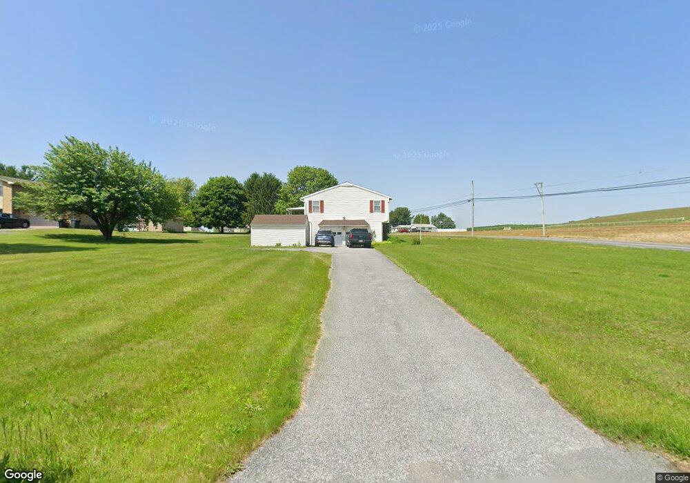 5948 Opossum Ln, Slatington, PA 18080 - photo 1