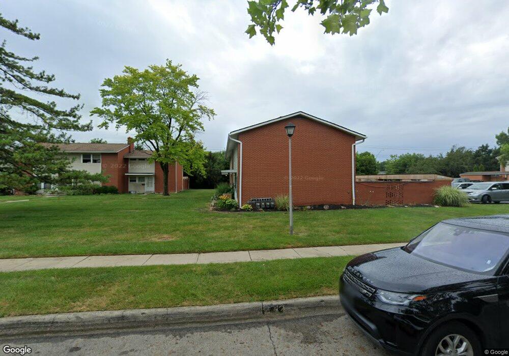 5521 Rockwood Ct, Columbus, OH 43229 - photo 1