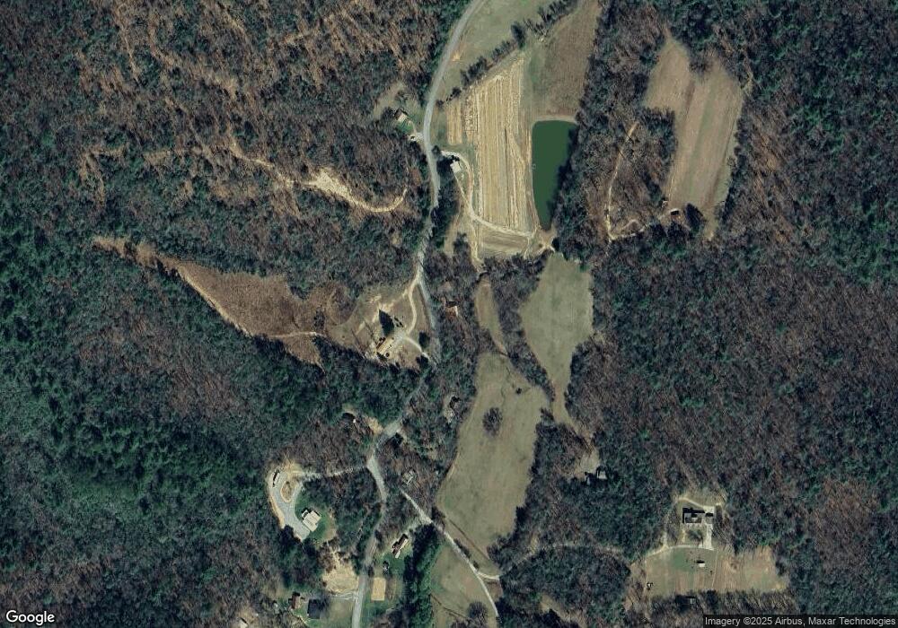 2717 Doublehead Gap Rd, Blue Ridge, GA 30513 - photo 1