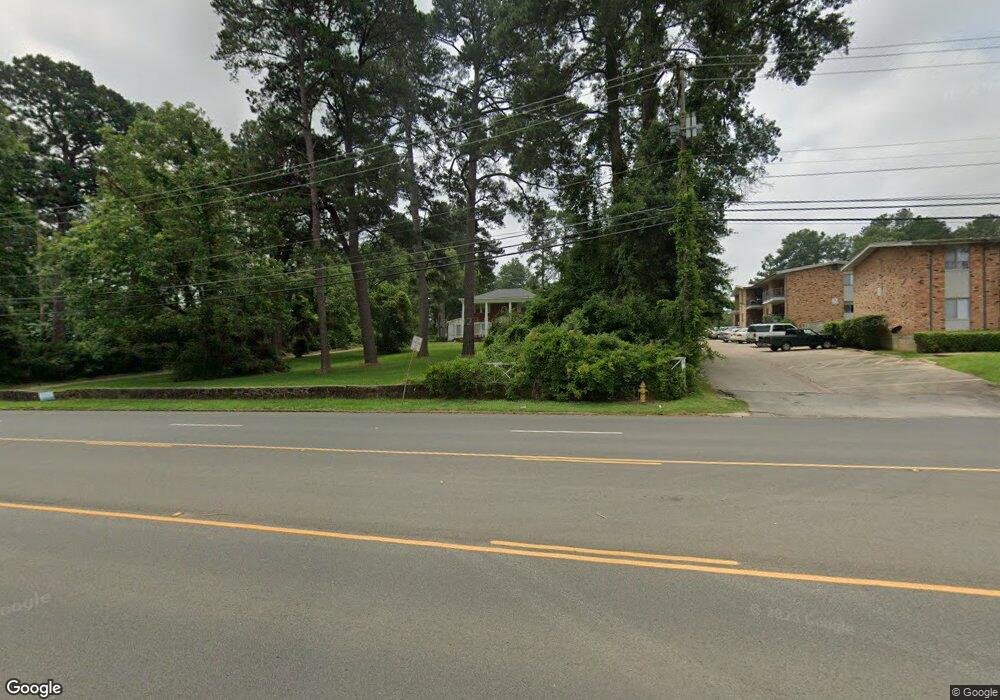 2118 E Marshall Ave, Longview, TX 75601 - photo 1