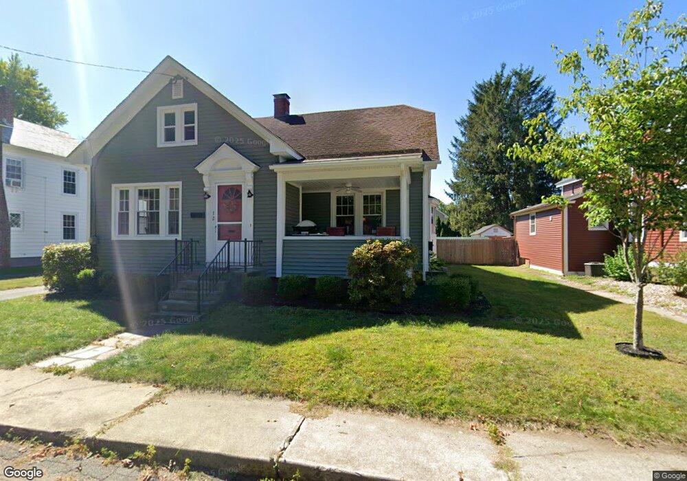 12 Wright St, Easthampton, MA 01027 - photo 1