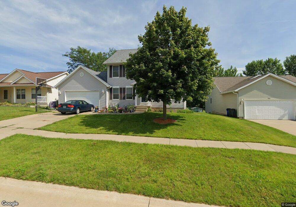 3822 Banar Ave SW, Cedar Rapids, IA 52404 - photo 1