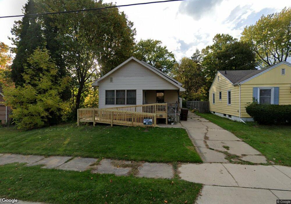 1720 Fletcher St, Lansing, MI 48910 - photo 1