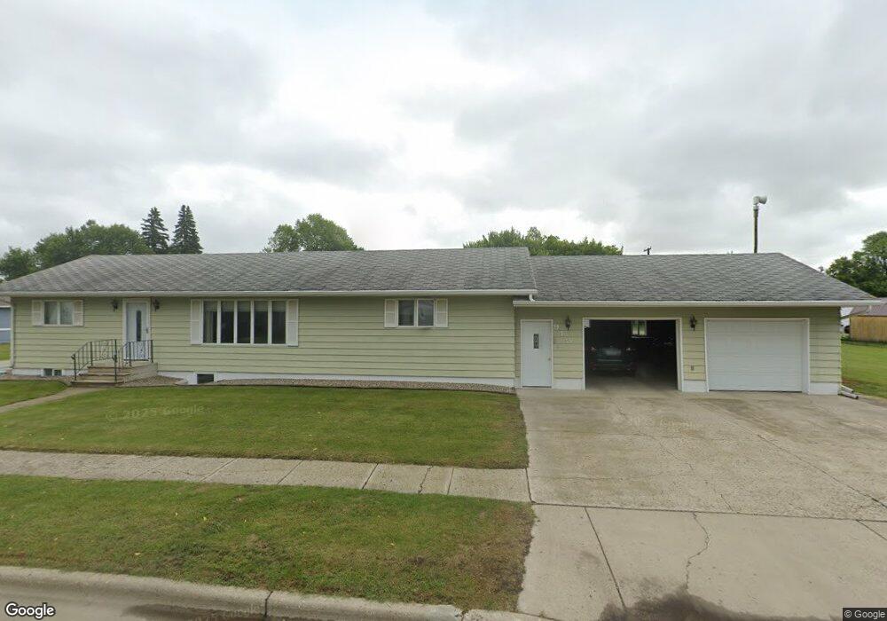 913 3rd Ave, Cando, ND 58324 - photo 1