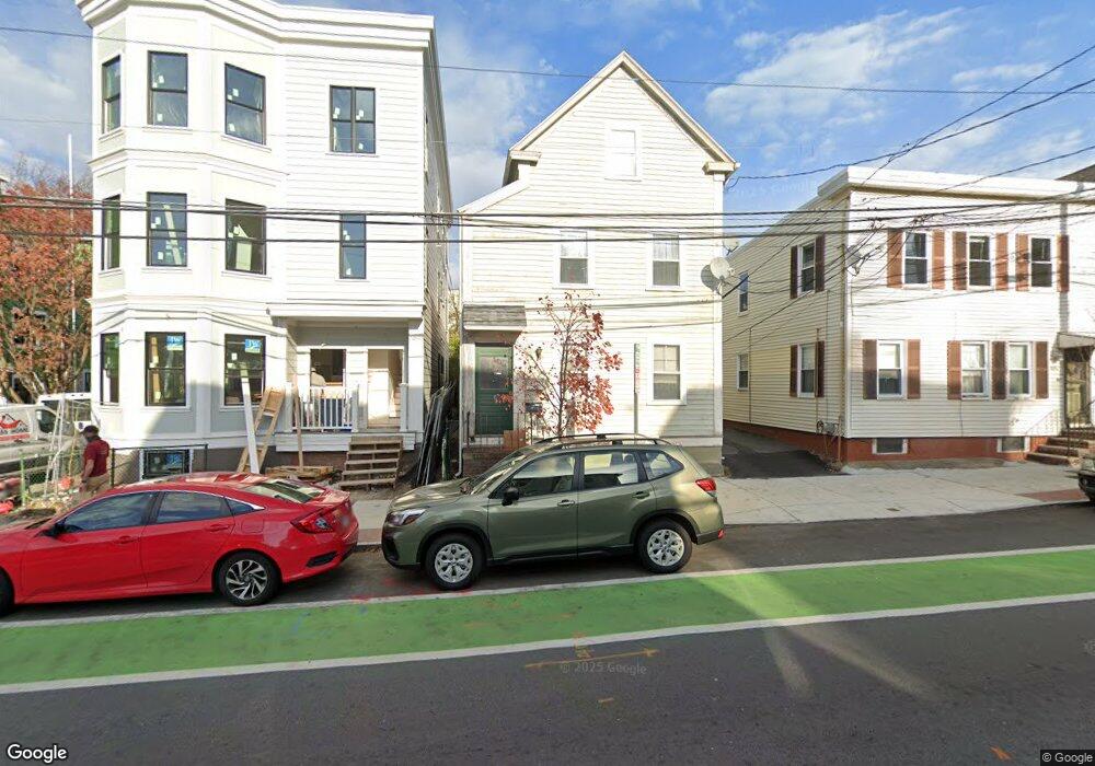 109 Beacon St unit 1, Somerville, MA 02143 - photo 1