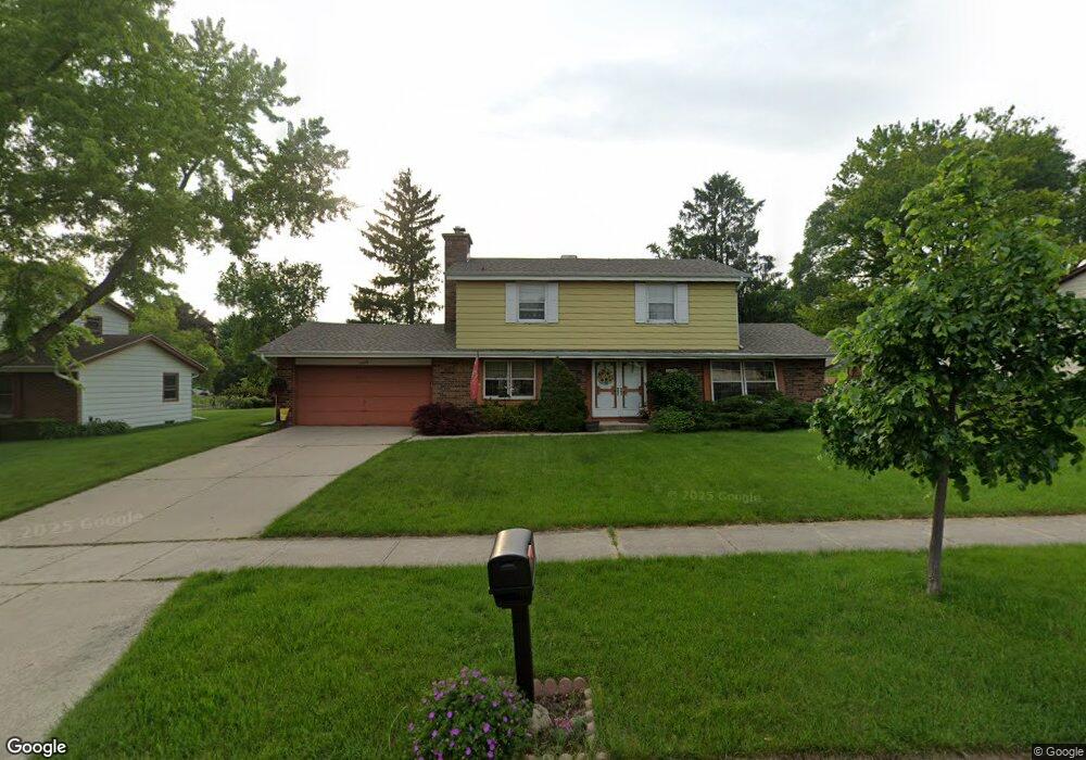 2408 Saratoga Rd, Waukesha, WI 53186 - photo 1