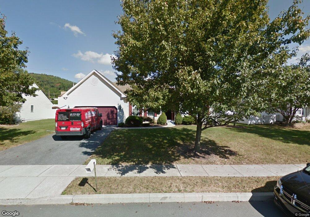 65 Sagebrook Dr, Reading, PA 19606 - photo 1