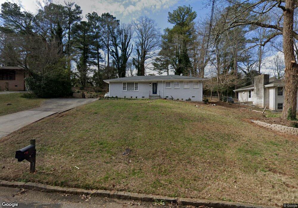 557 Kenridge Cir unit 3, Stone Mountain, GA 30083 - photo 1