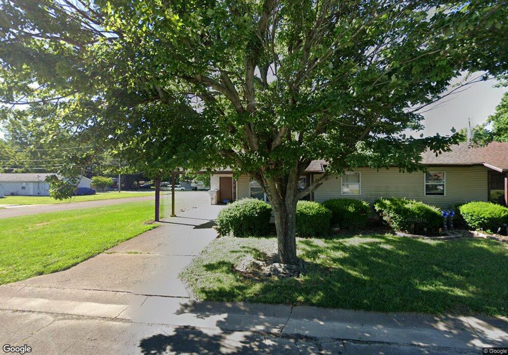 1012 Vandiver Ct, Farmington, MO 63640 - photo 1