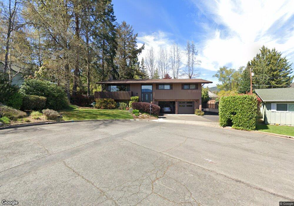 924 NW Heathwood Place, Grants Pass, OR 97526 - photo 1