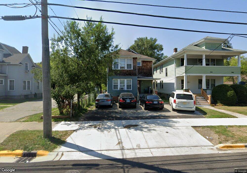 308 N Butrick St, Waukegan, IL 60085 - photo 1