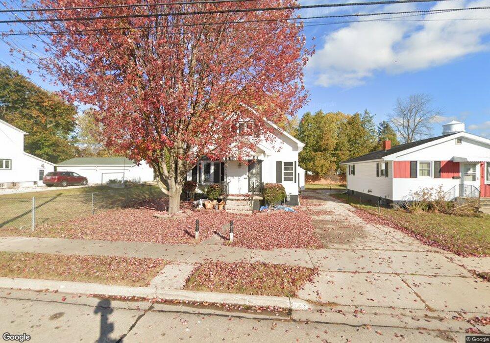 2718 10th St, Two Rivers, WI 54241 - photo 1